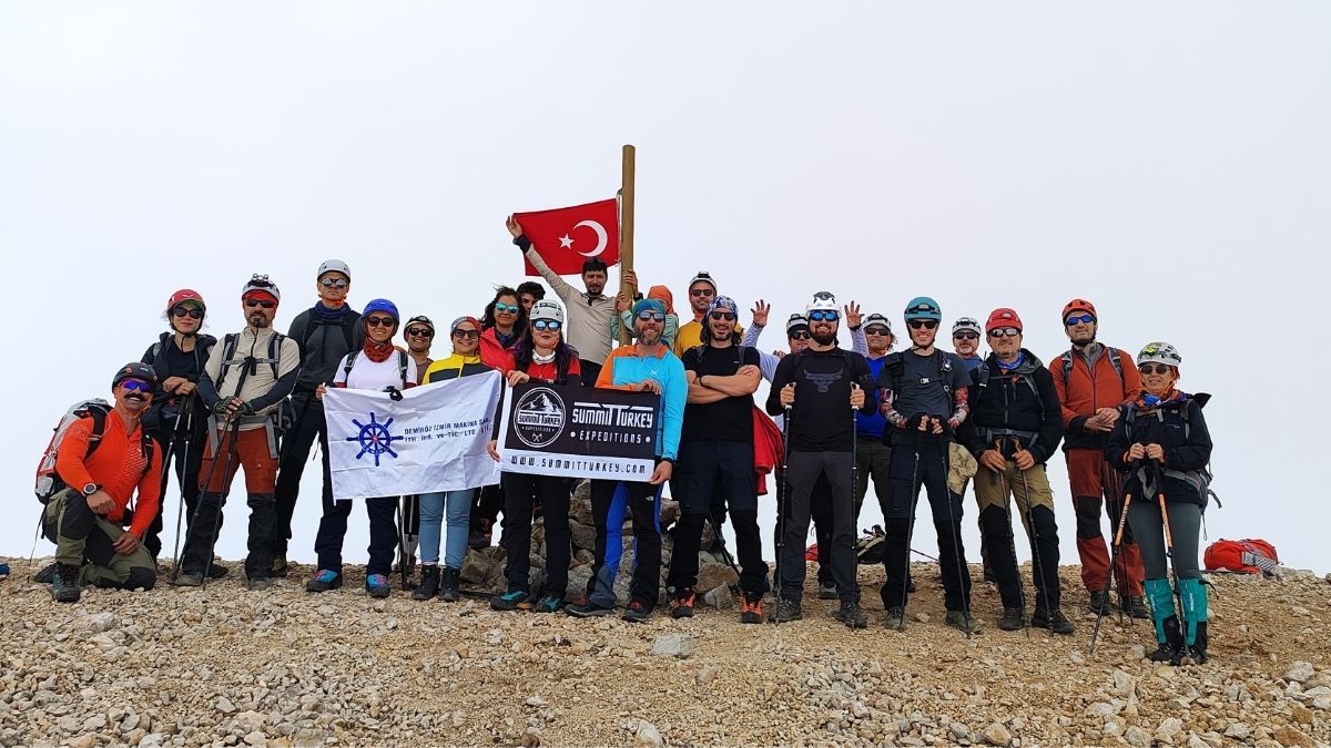 Alaca Dağı Tırmanışı